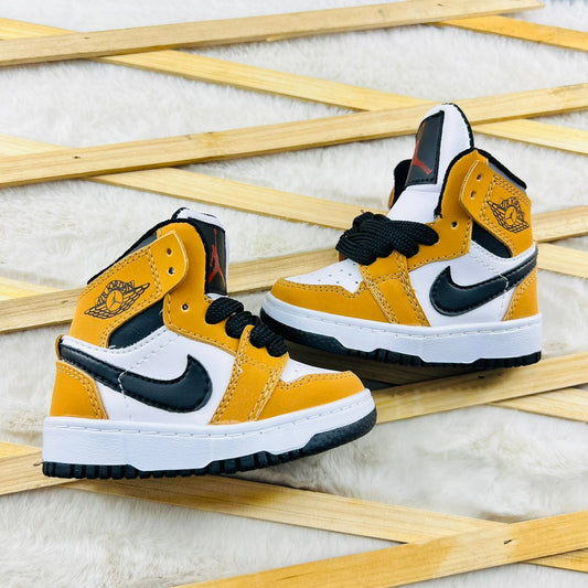 Air Jordan Mid Bebé